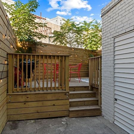 Passyunk Square Spacious 1 Bedroom Oasis- Huge Deck フィラデルフィア エクステリア 写真